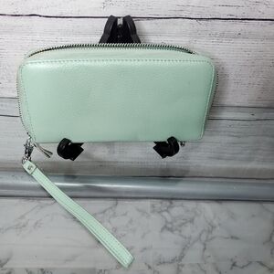 β€οΈβπ©Ή green wallet